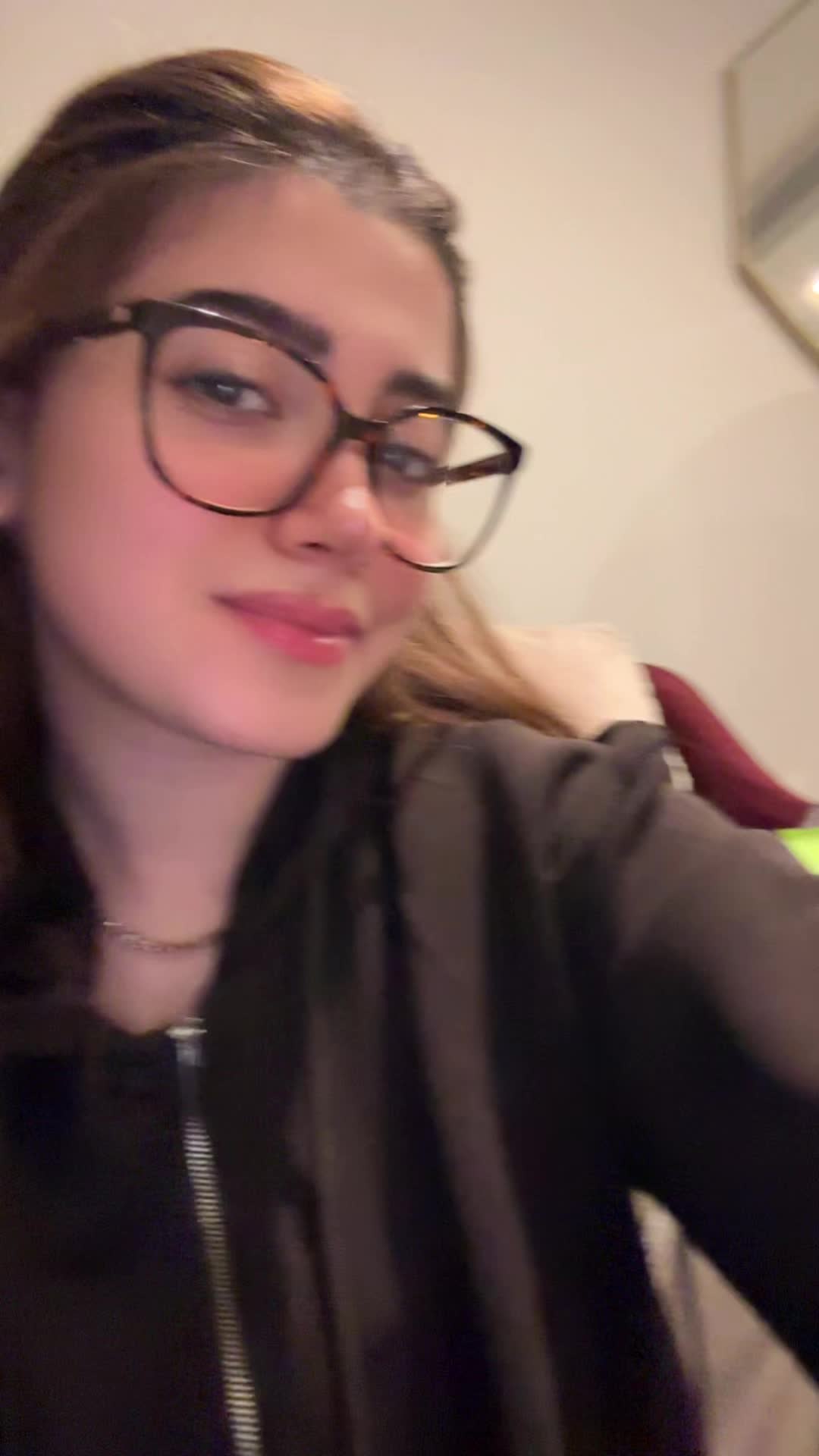 @pouneh