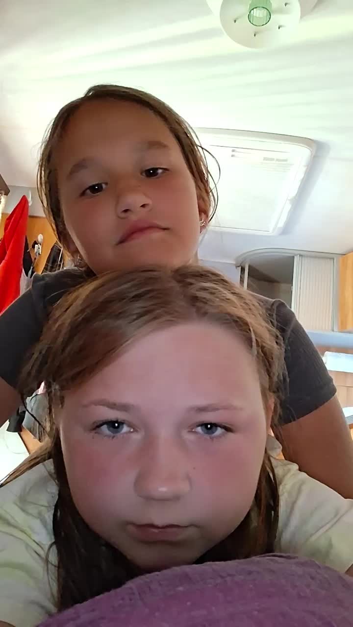 @Zoe guttmann 😶🌫️🥳