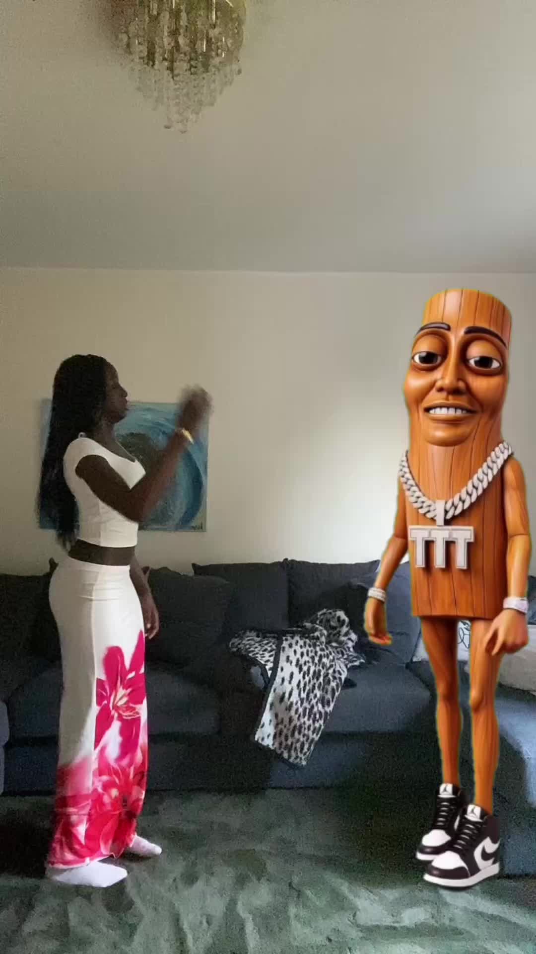 @👸🏾