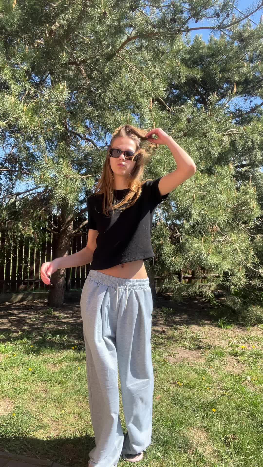 @𝓐𝓵𝔂