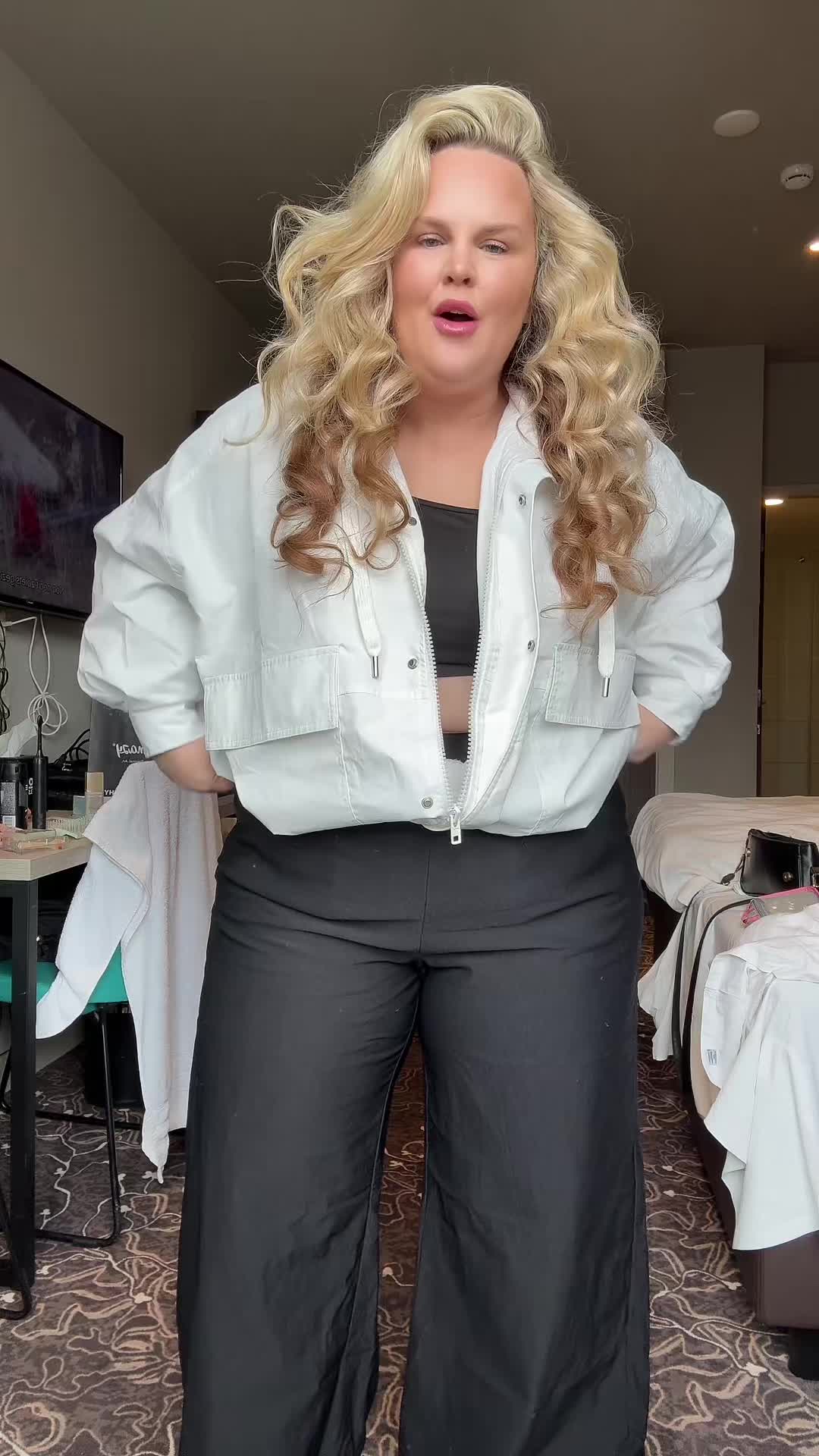 @Dollyholly86