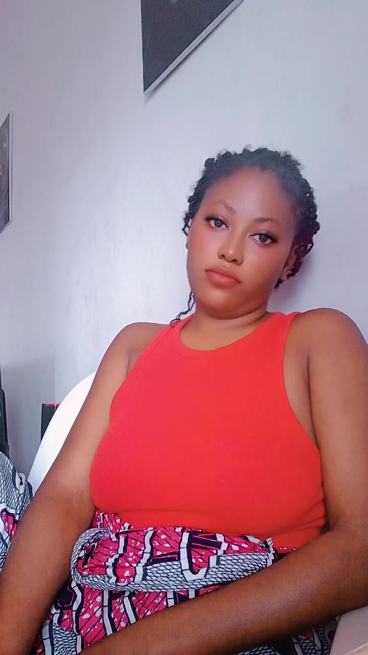 @twin_stella