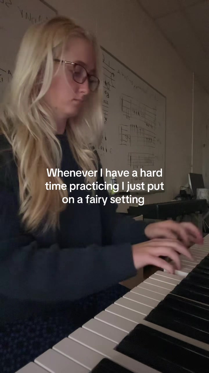 @Ellsbells