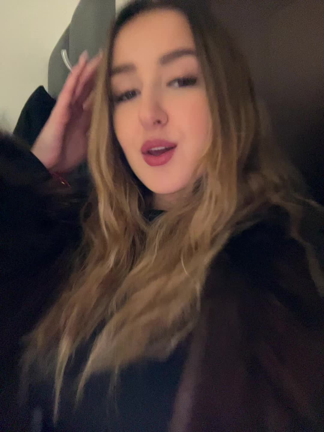 @zuzaa