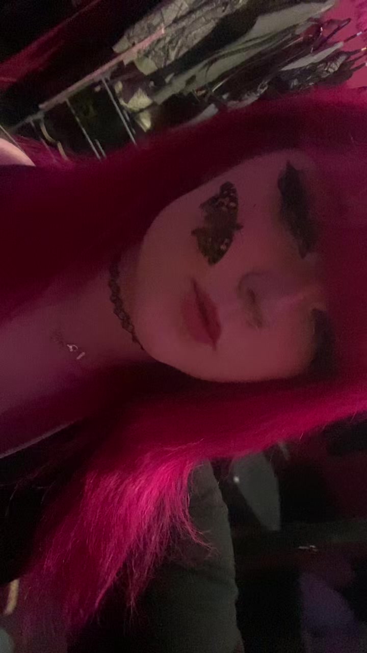 @eveasaurus🎀🏴