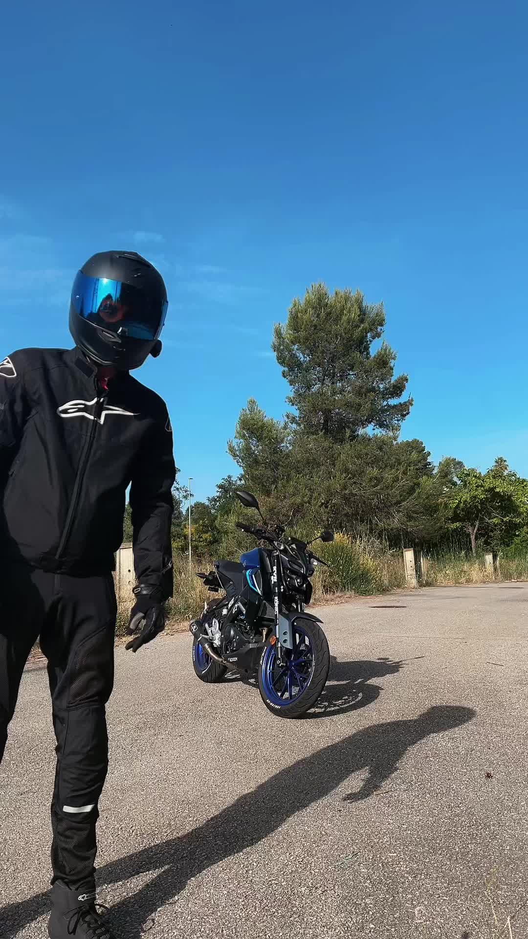 @Biker_Dani98