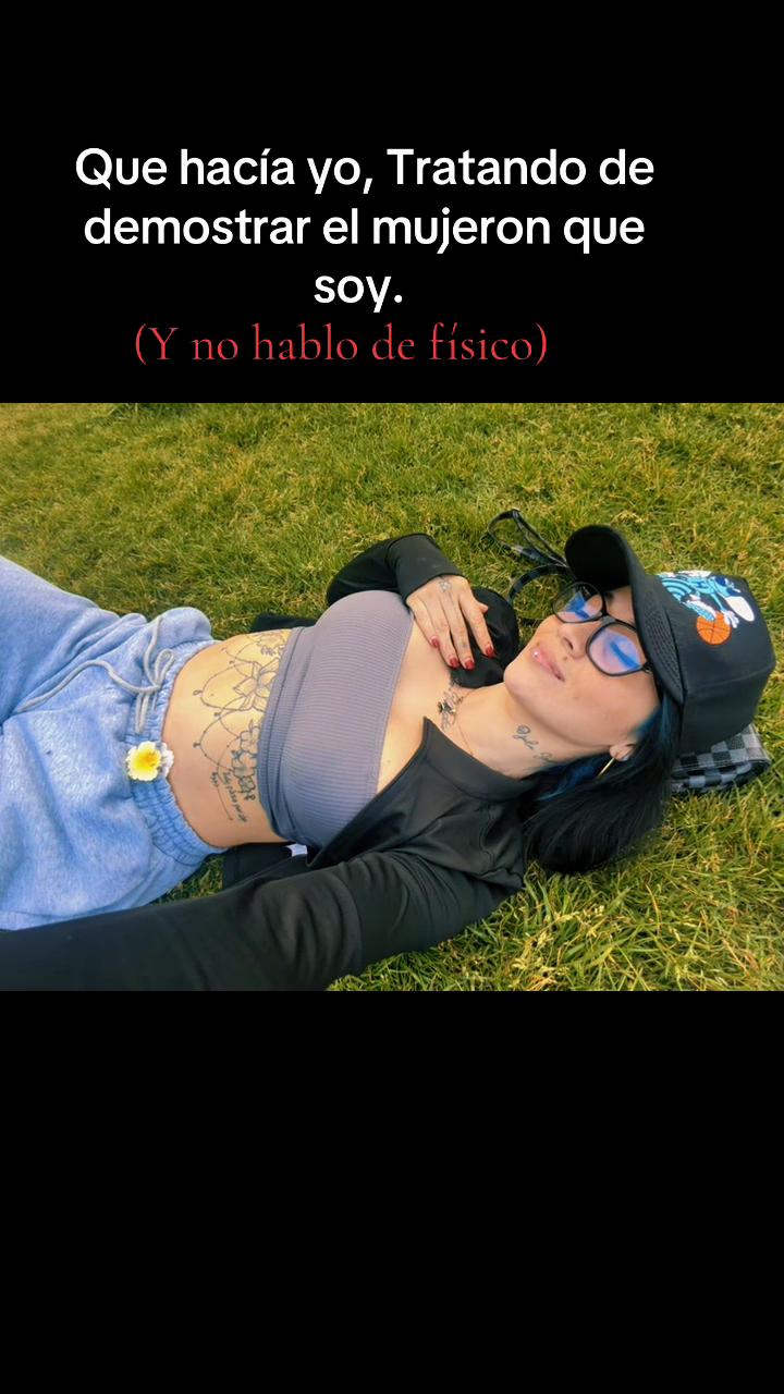 @🪼Laura Azulita 🦋