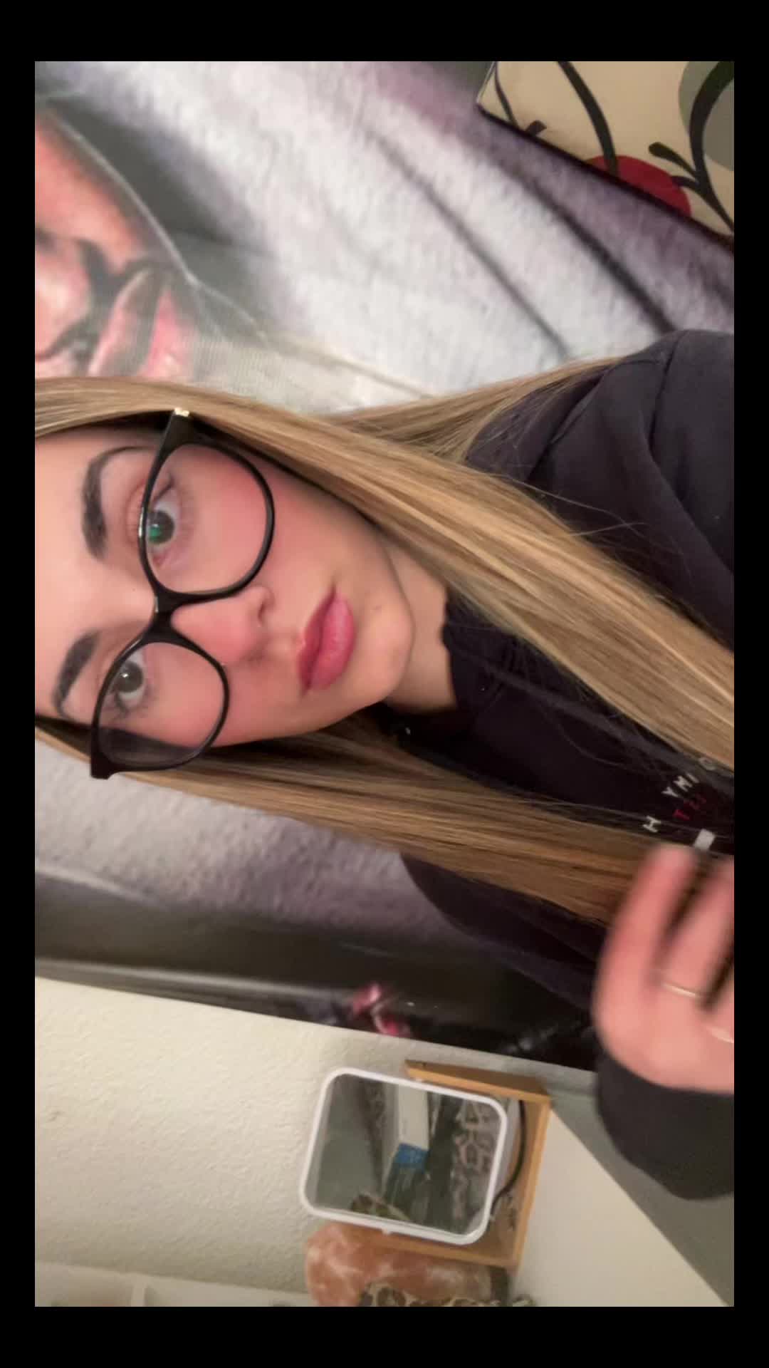 @Claaudiia