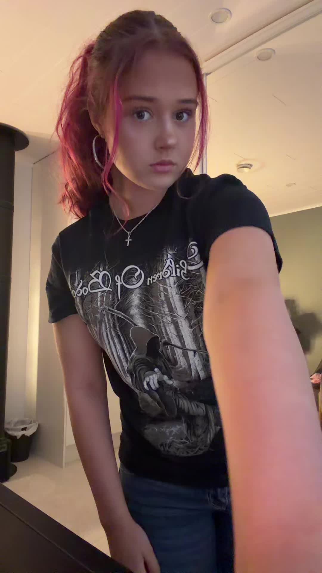 @T🤍