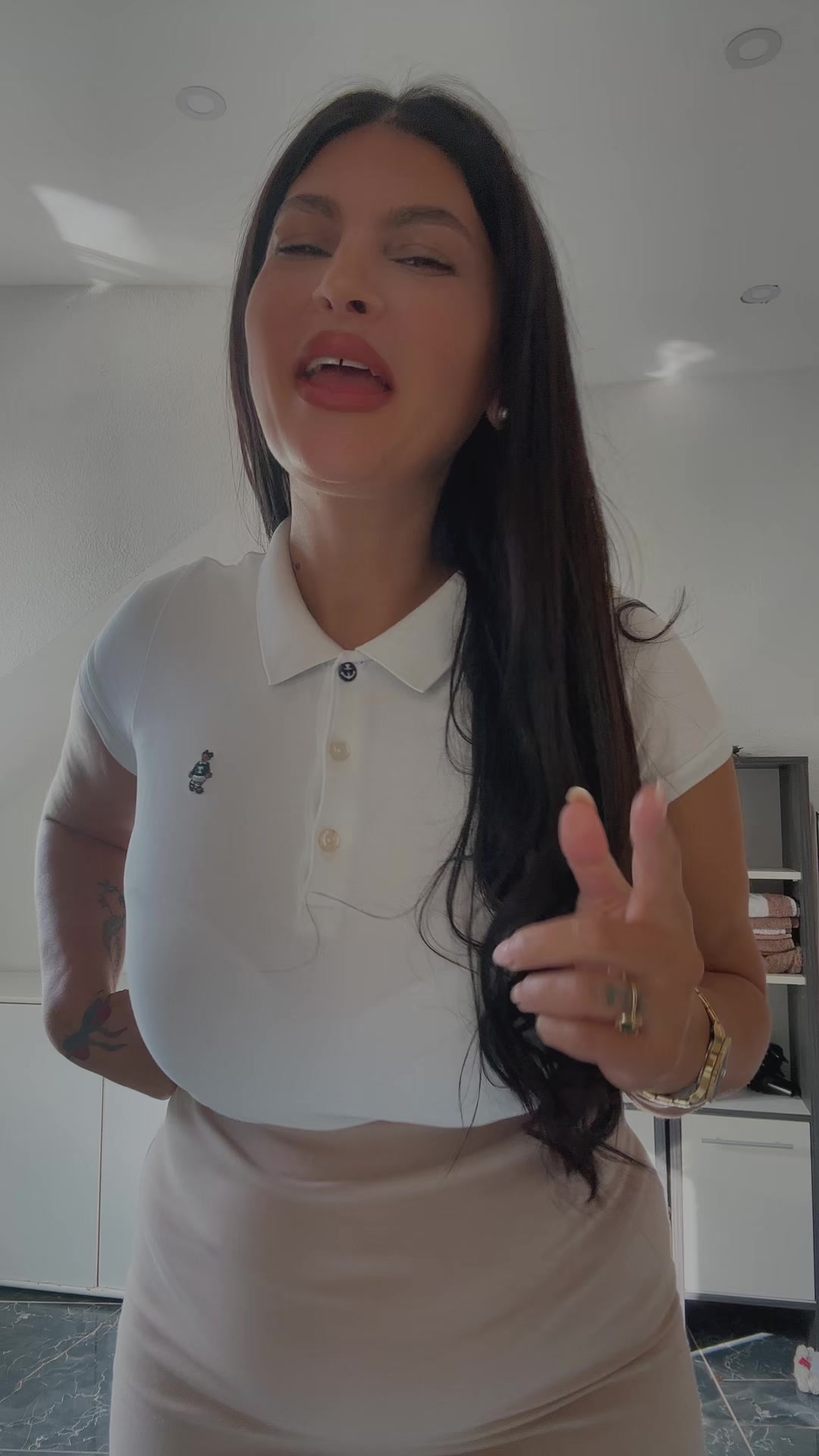 @Angela Lakatos