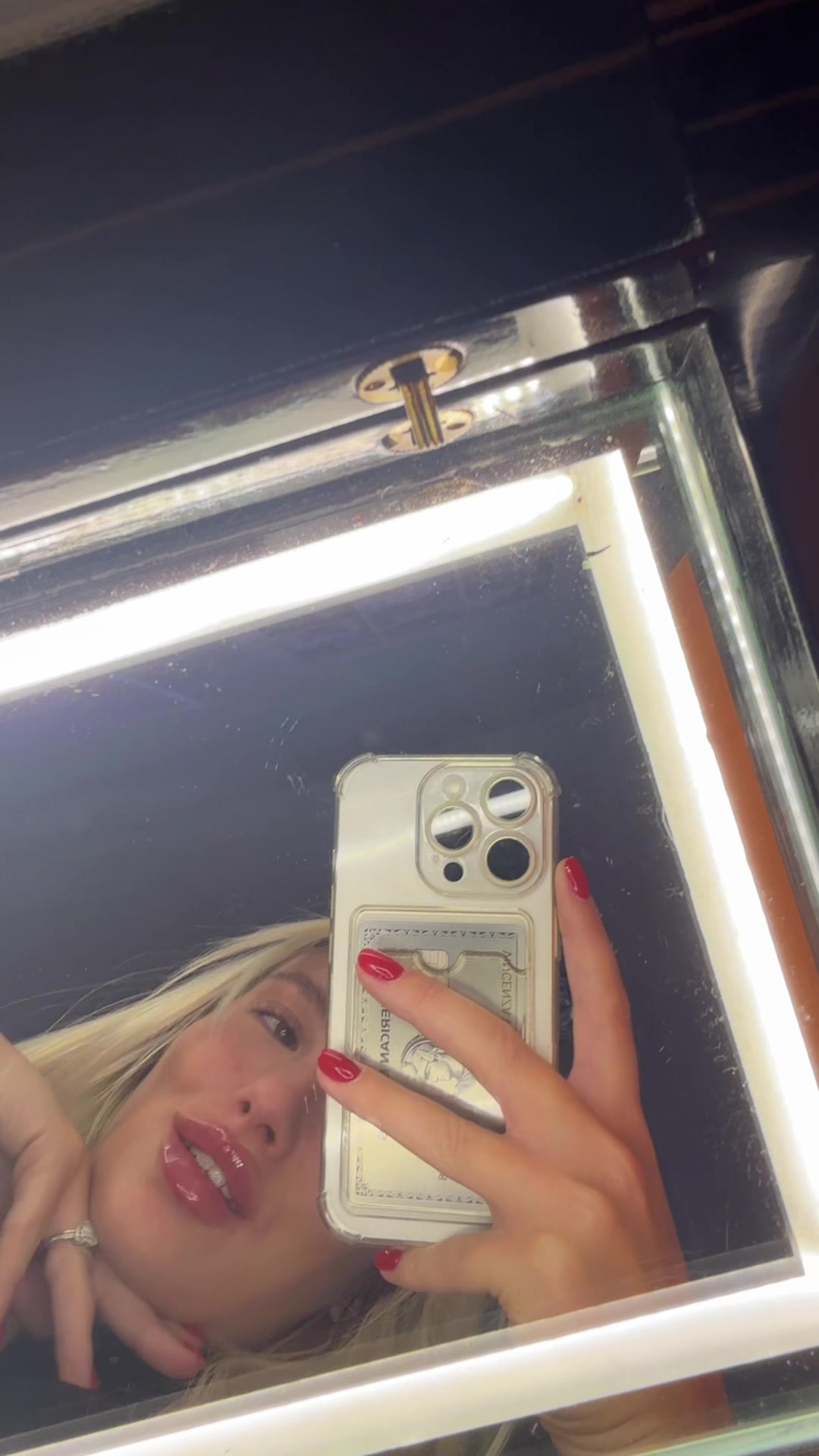 @VVM