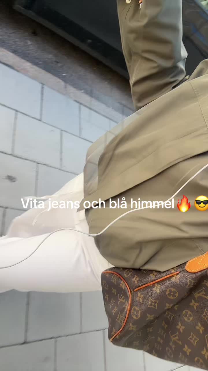 @Bellabus
