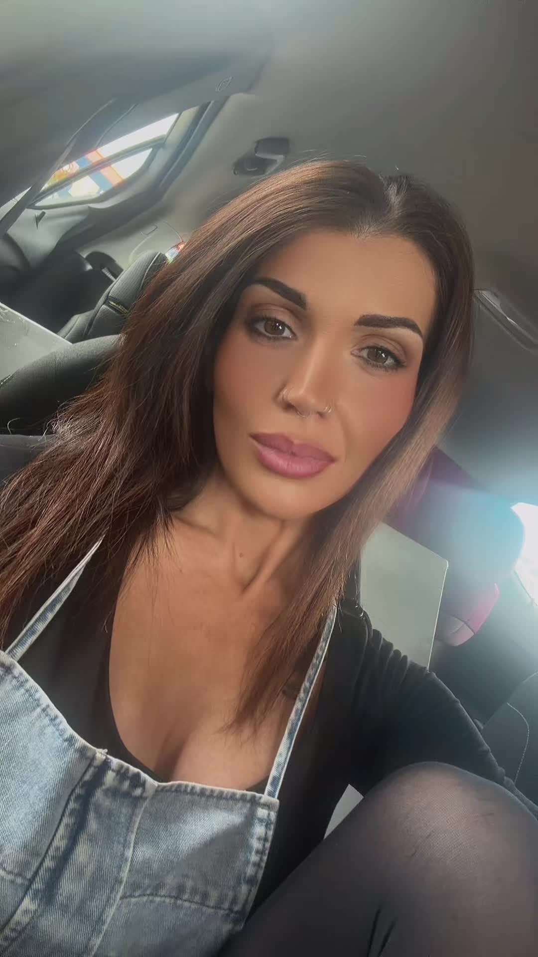 @Zena36