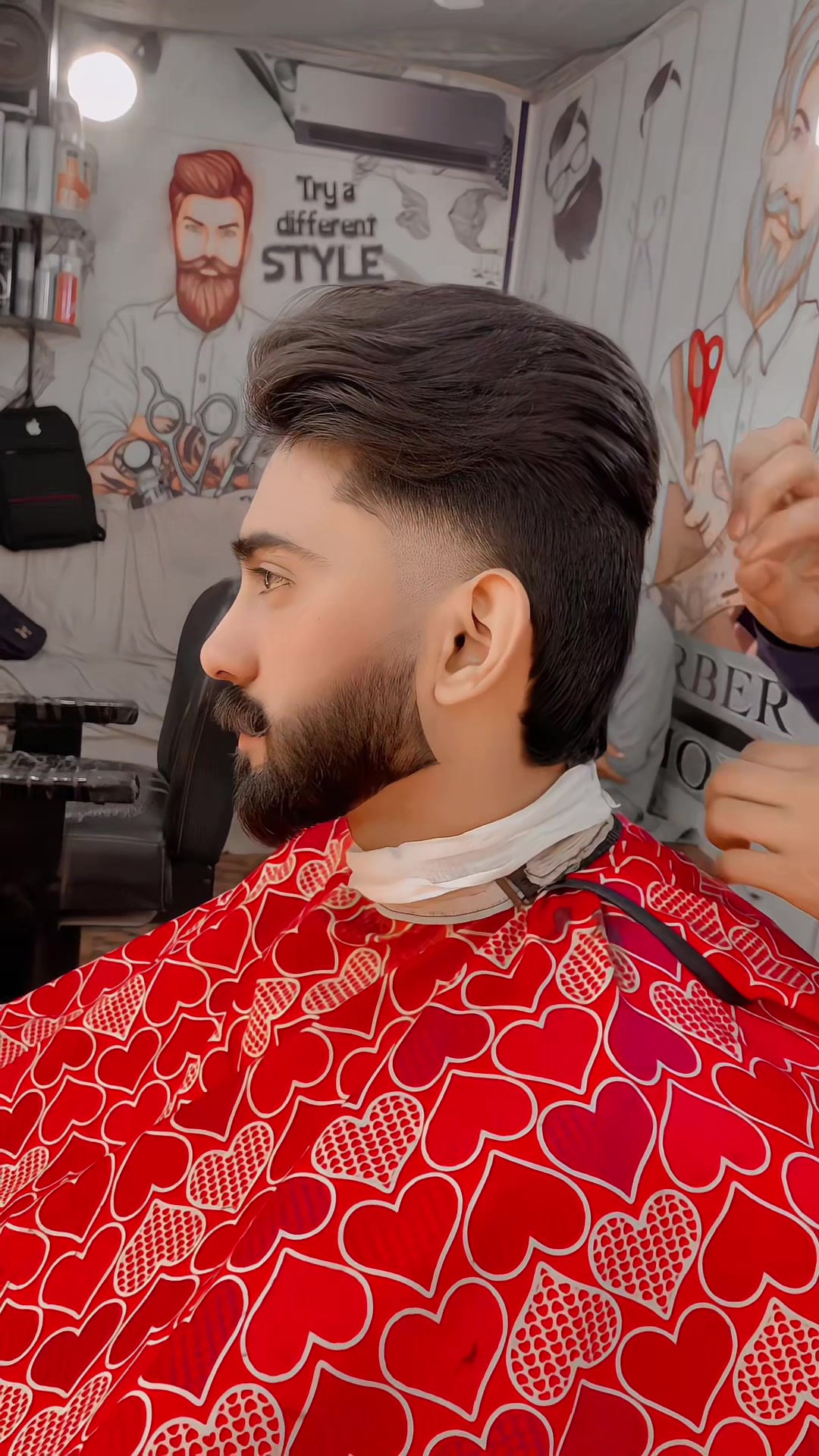 @waqashaircut
