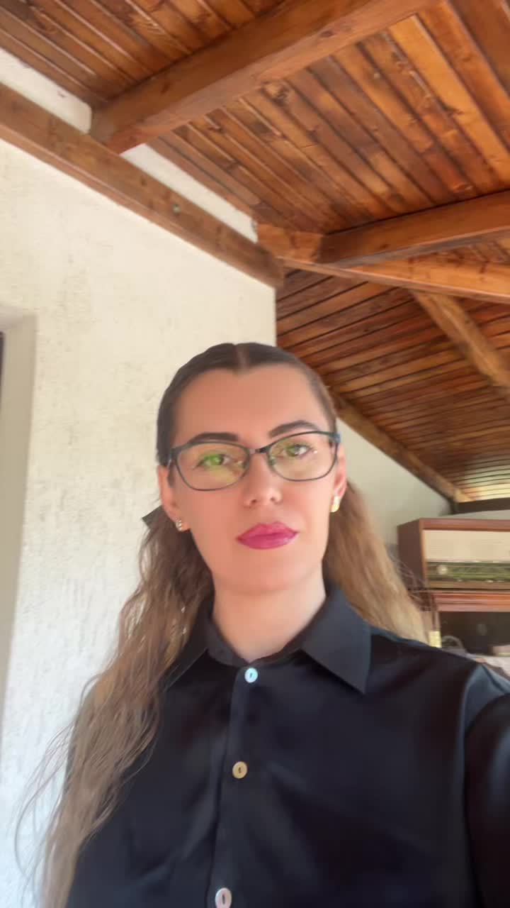 @Laura Elena Miță