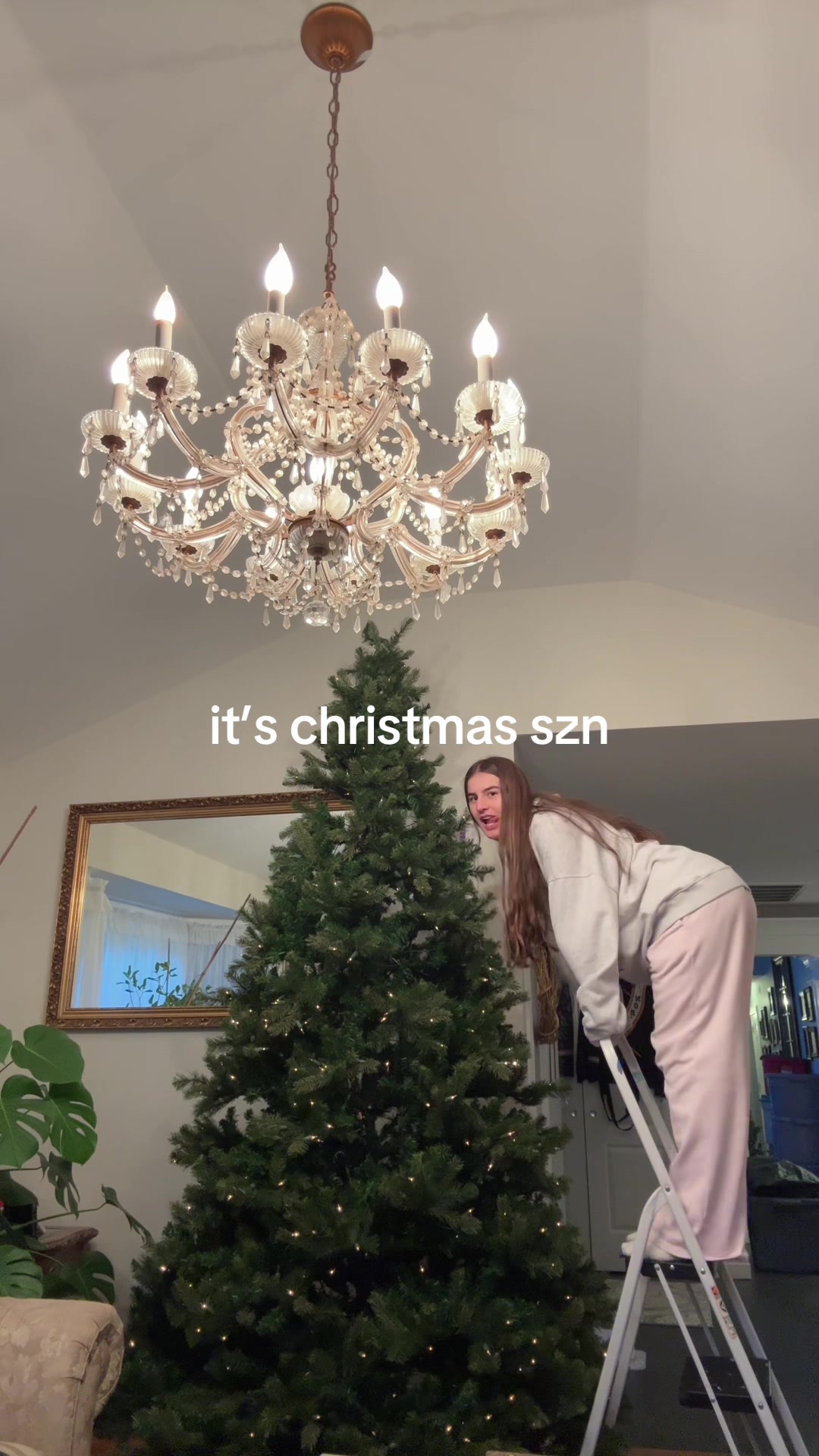@Ava Violet