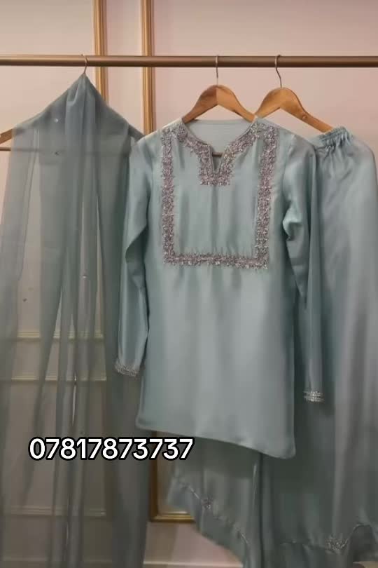 @outfits_by_naeema