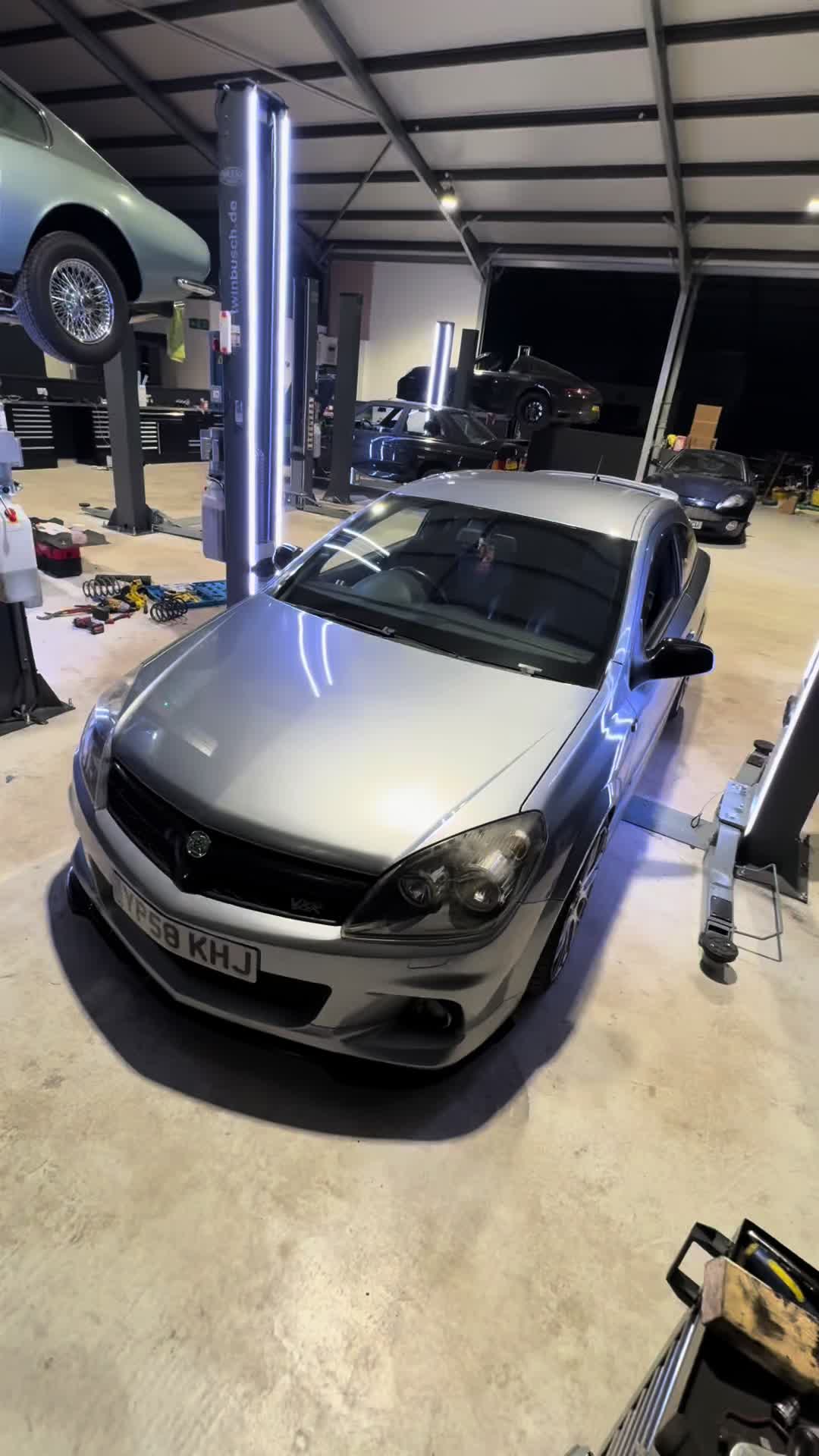 @jaylewiscars