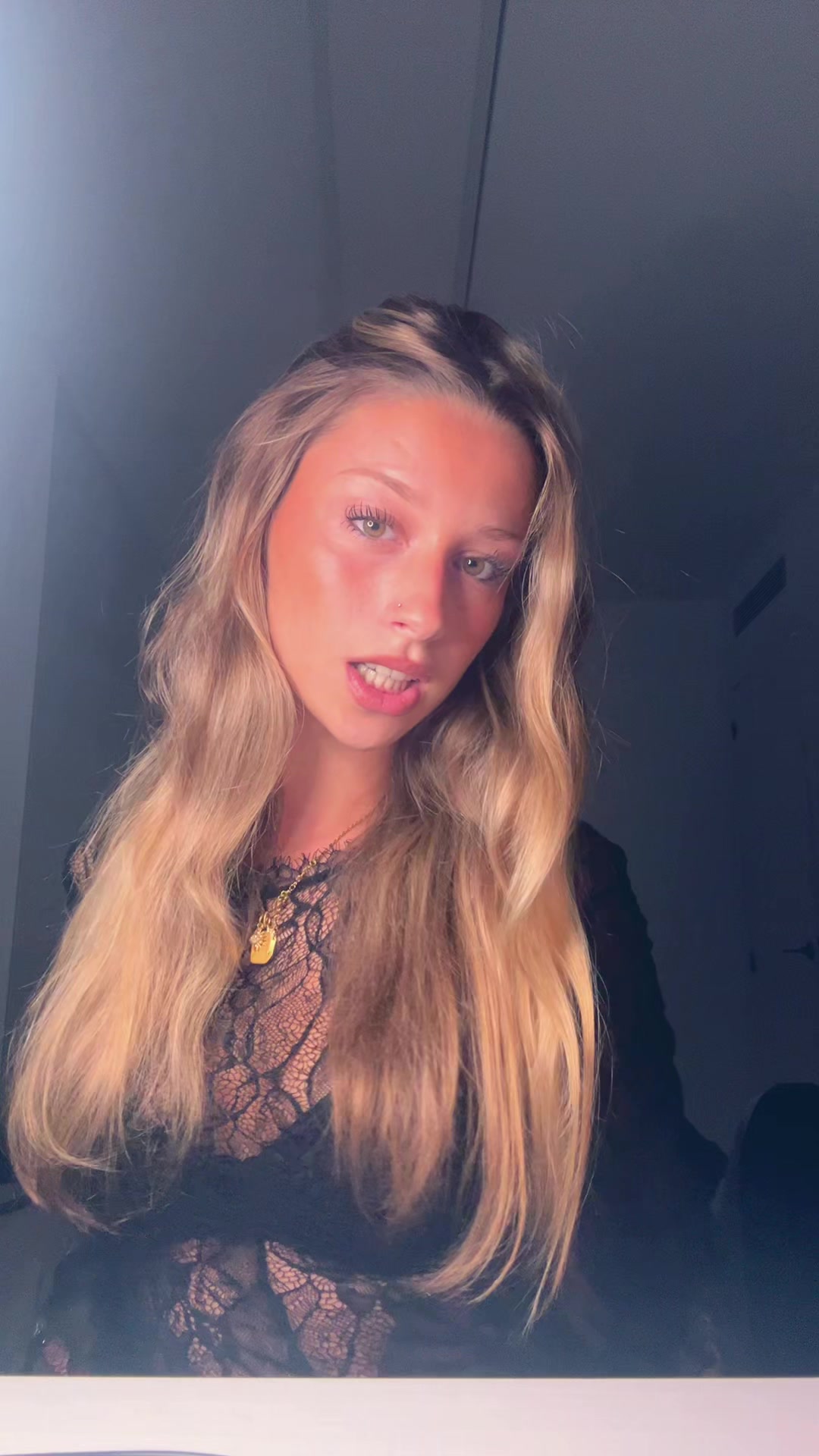 @🐥
