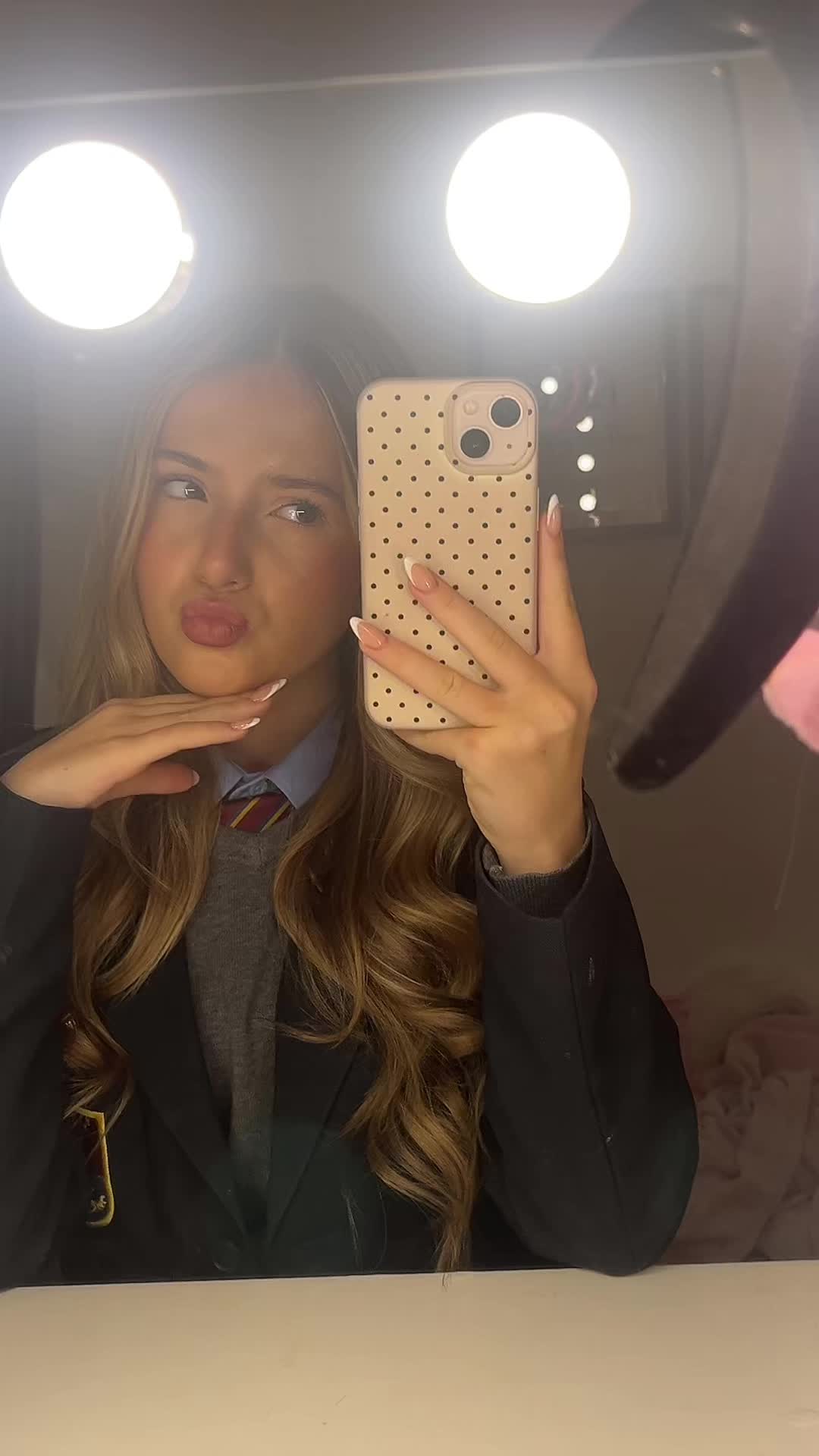 @Ellie withers 🤎🪽