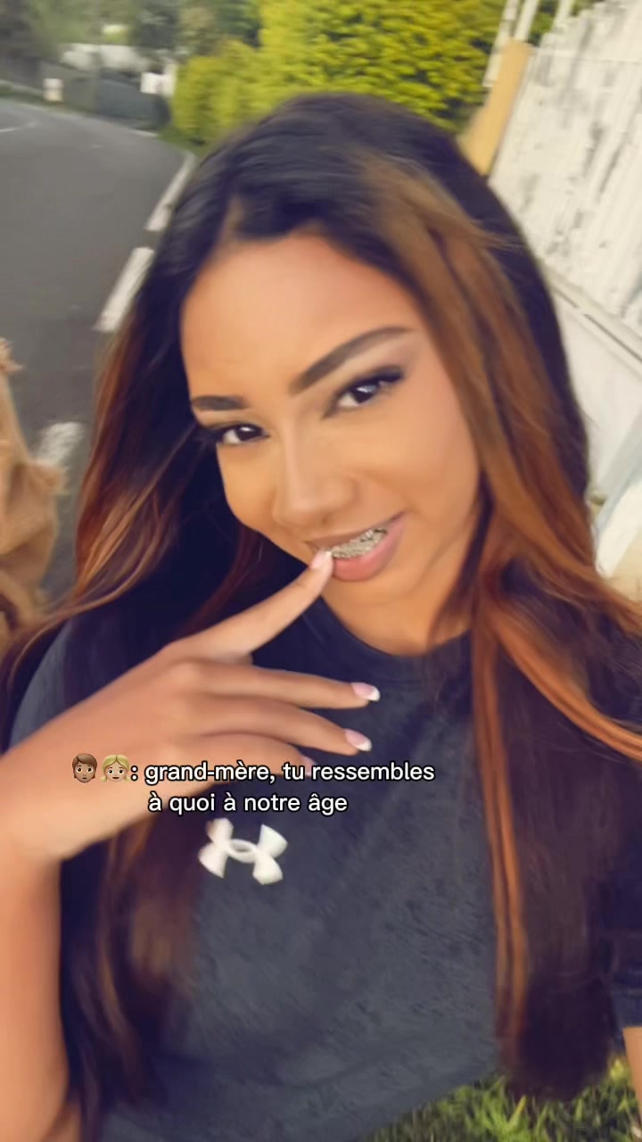 @𝐍𝐚𝐞̈𝐥𝐲𝐚
