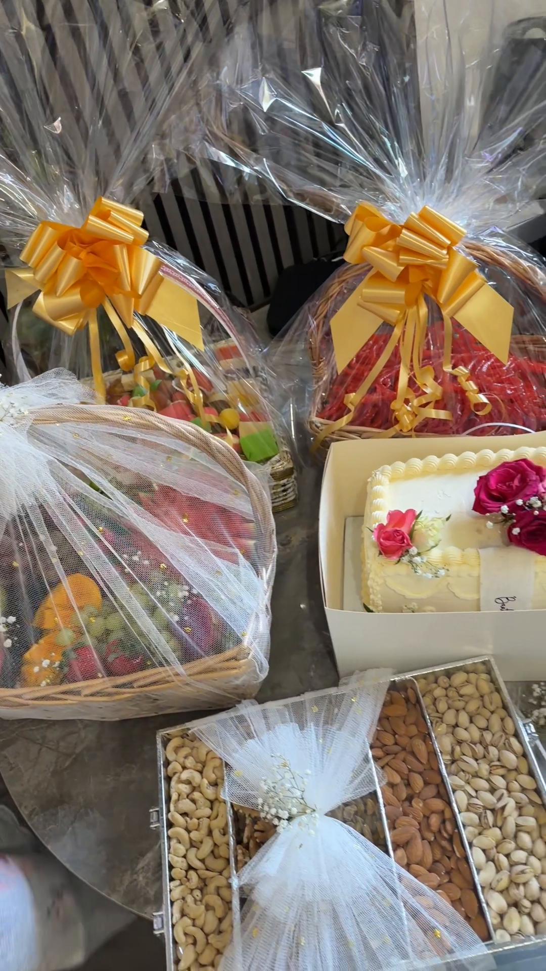@Heenah /Blissful bakes