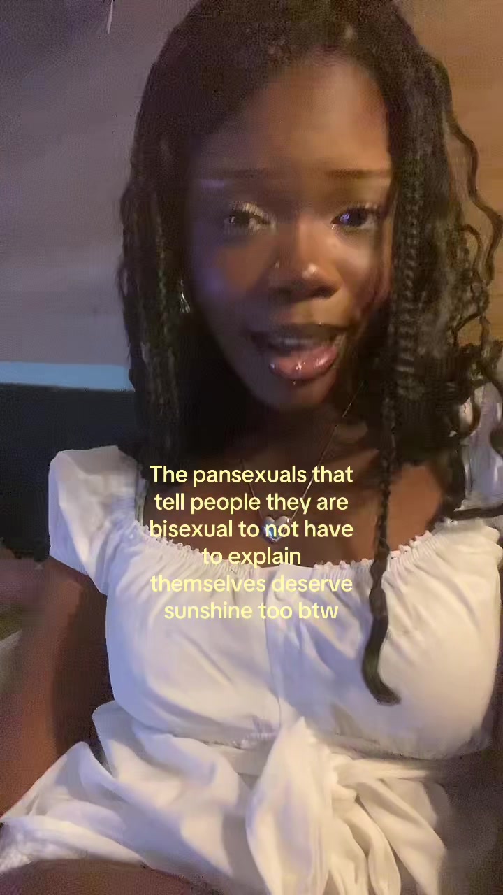 @d0llm4xx1ng