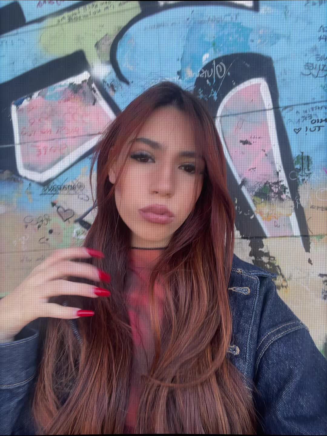 @a red🥰🍒🍒