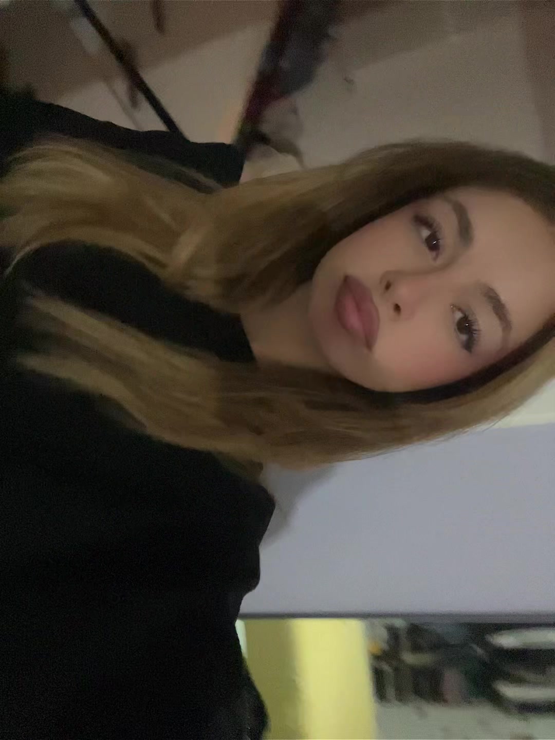 @alè