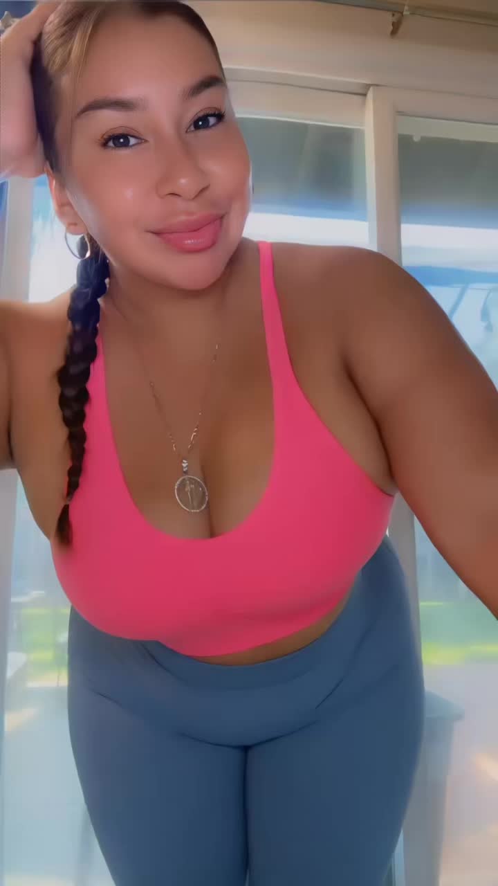 @Nenaa_91