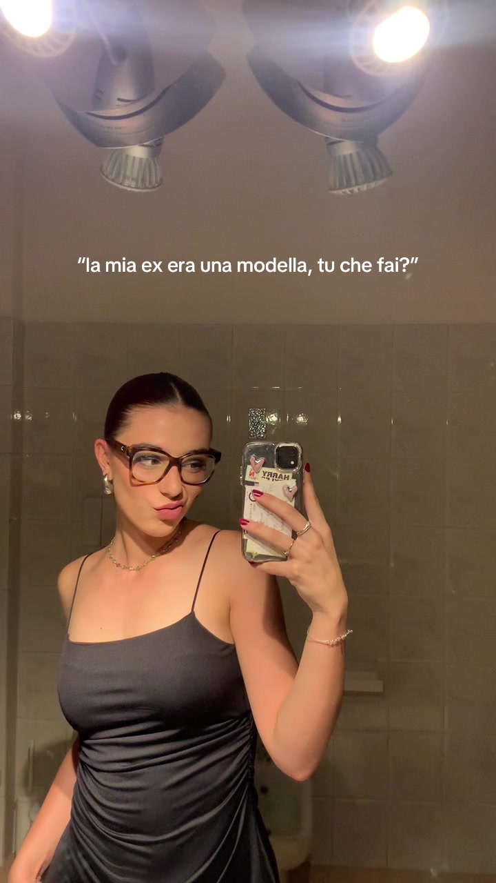 @Marti 🍒🪩🧸