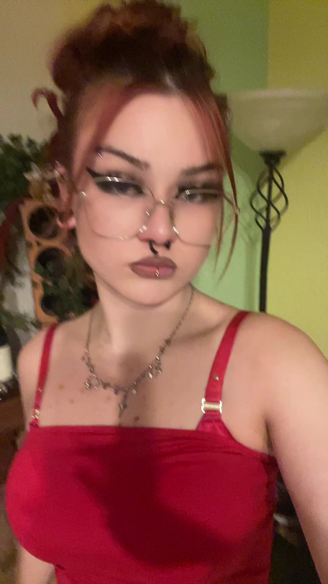 @‧₊˚ ཐི⋆ 𝔜𝔢𝔫𝔫𝔢 ⋆ཋྀ ˚₊‧
