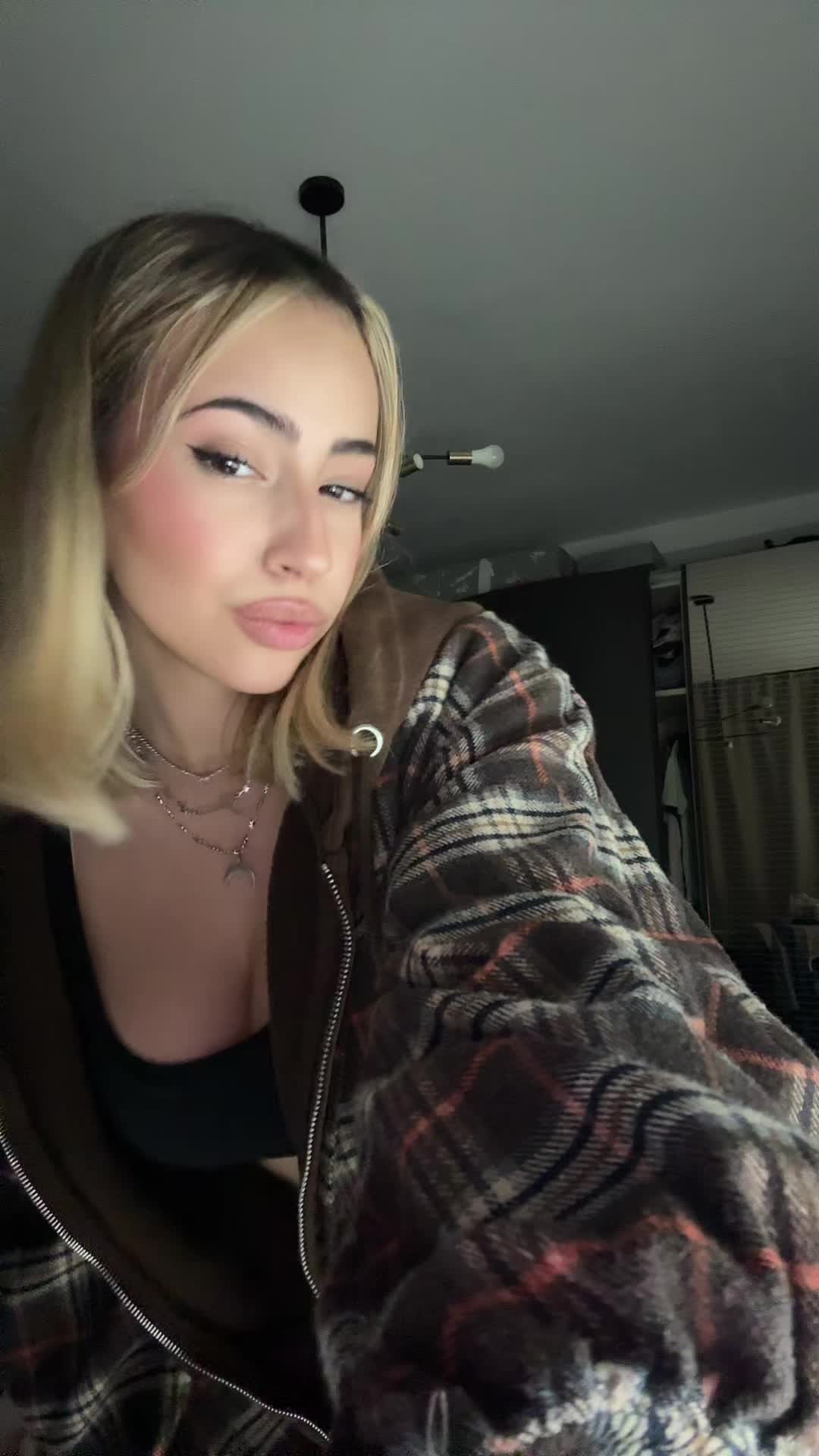 @sabrina_bennasr_