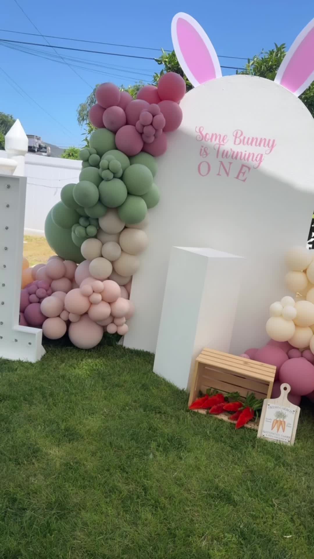 @Exclusivepartydecor