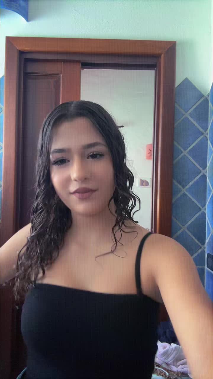 @CAMI💋