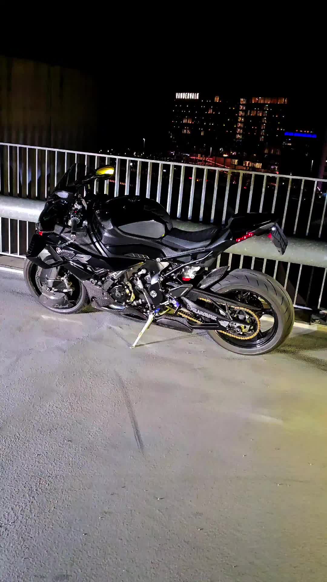 @๐๐๐๐ผ๐๐๐๐๐๐