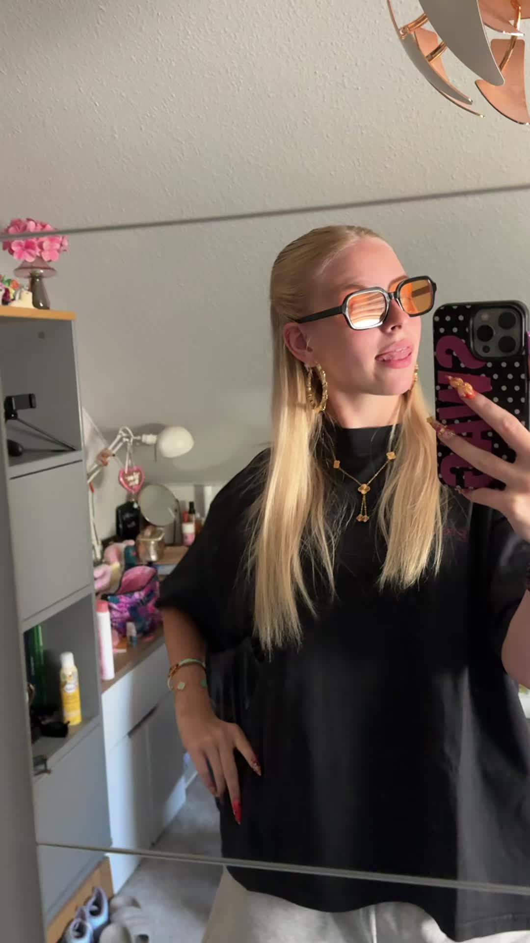 @𝐍𝐞𝐥𝐞