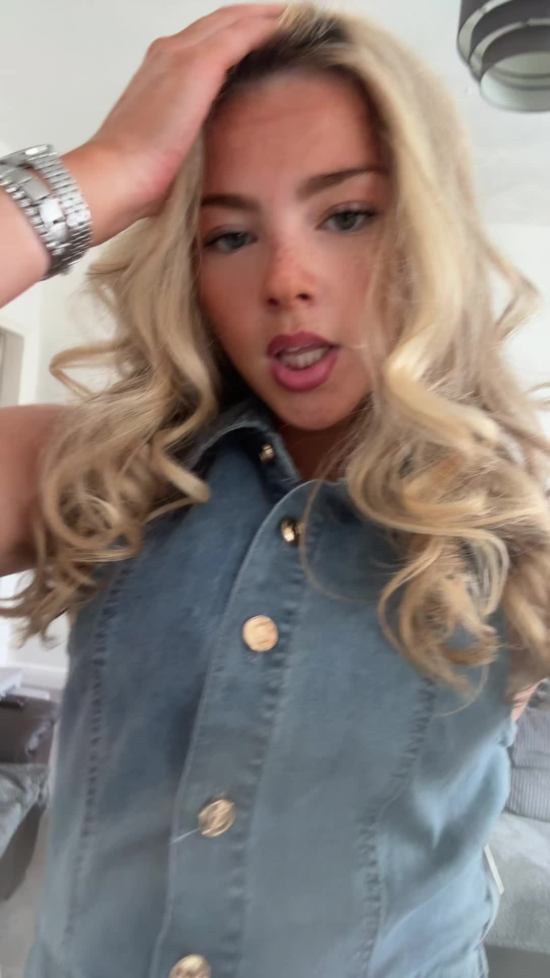 @lo