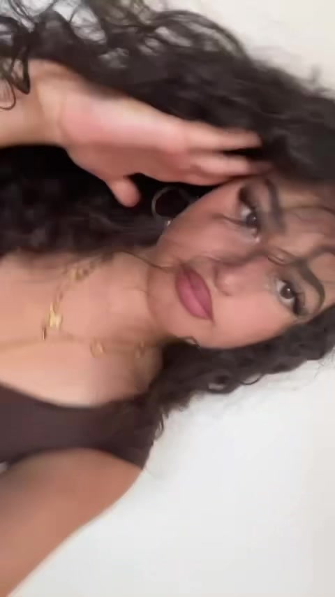 @سارة