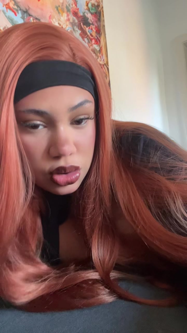 @Ella