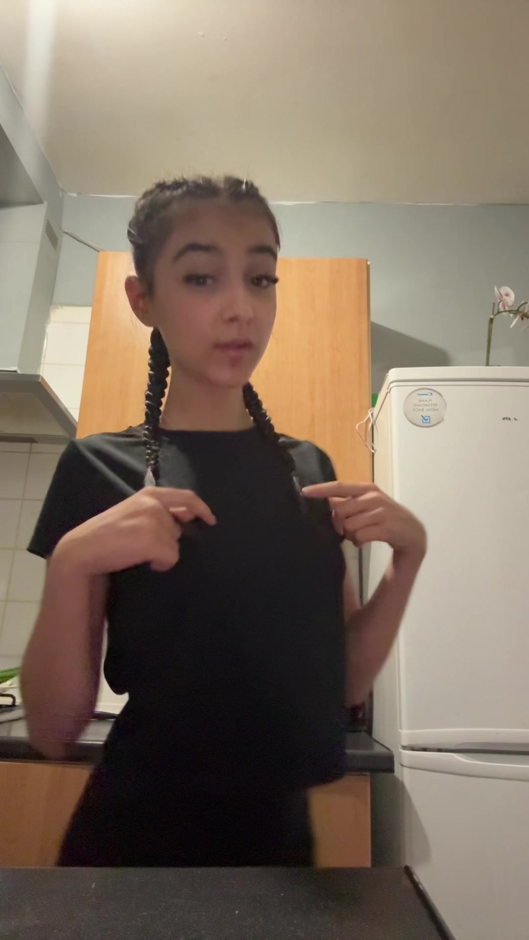 @🍬𝑨𝒏𝒂𝒊𝒔🍬