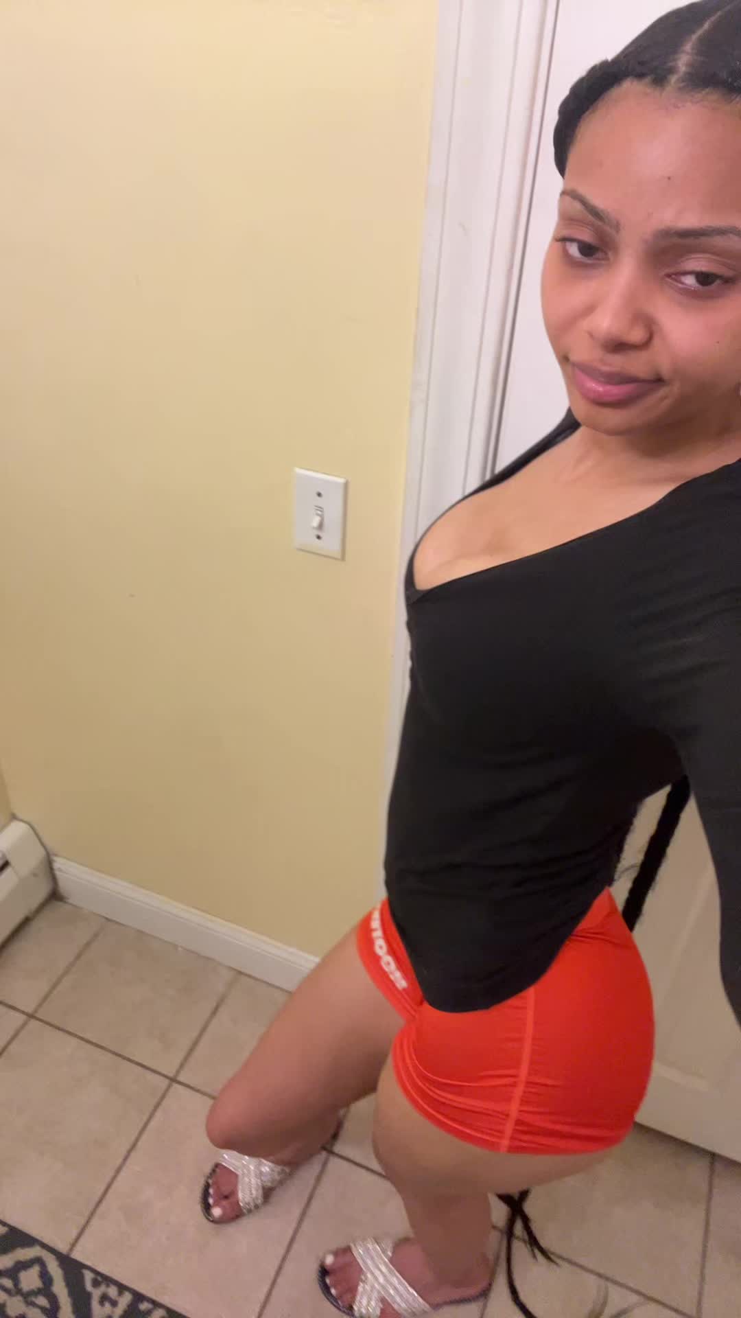 @️
