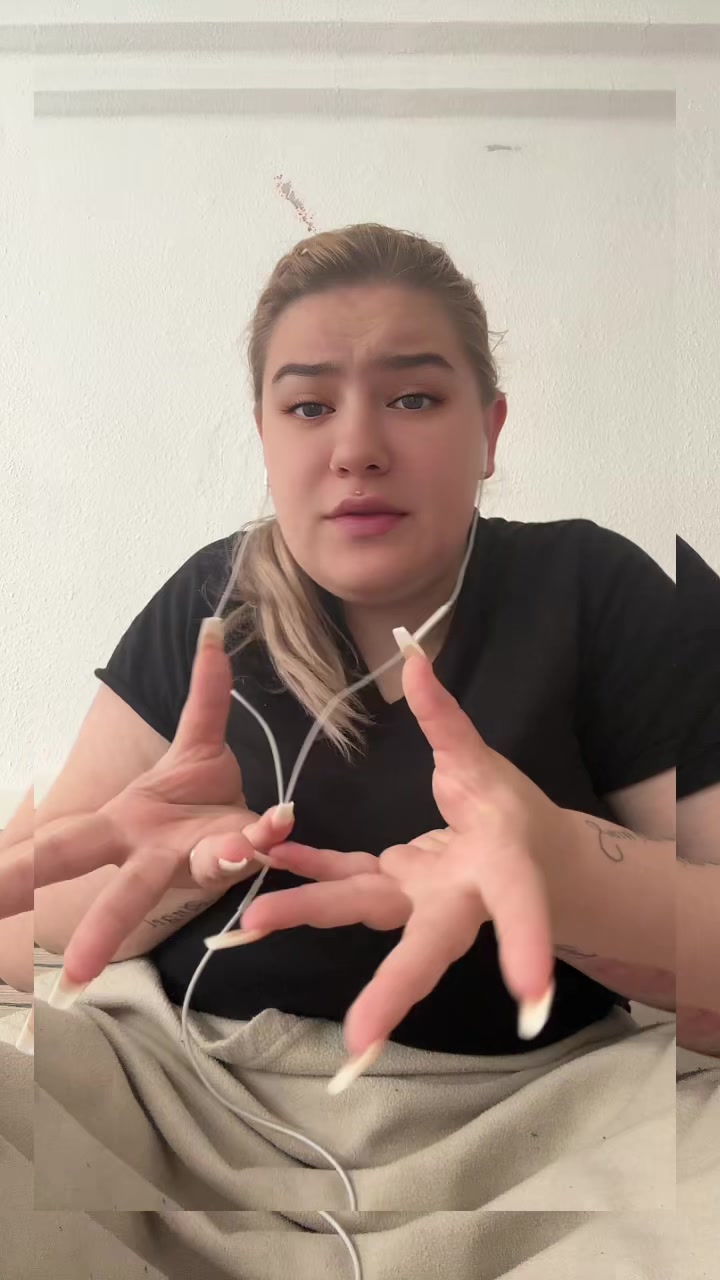 @queengabriela24