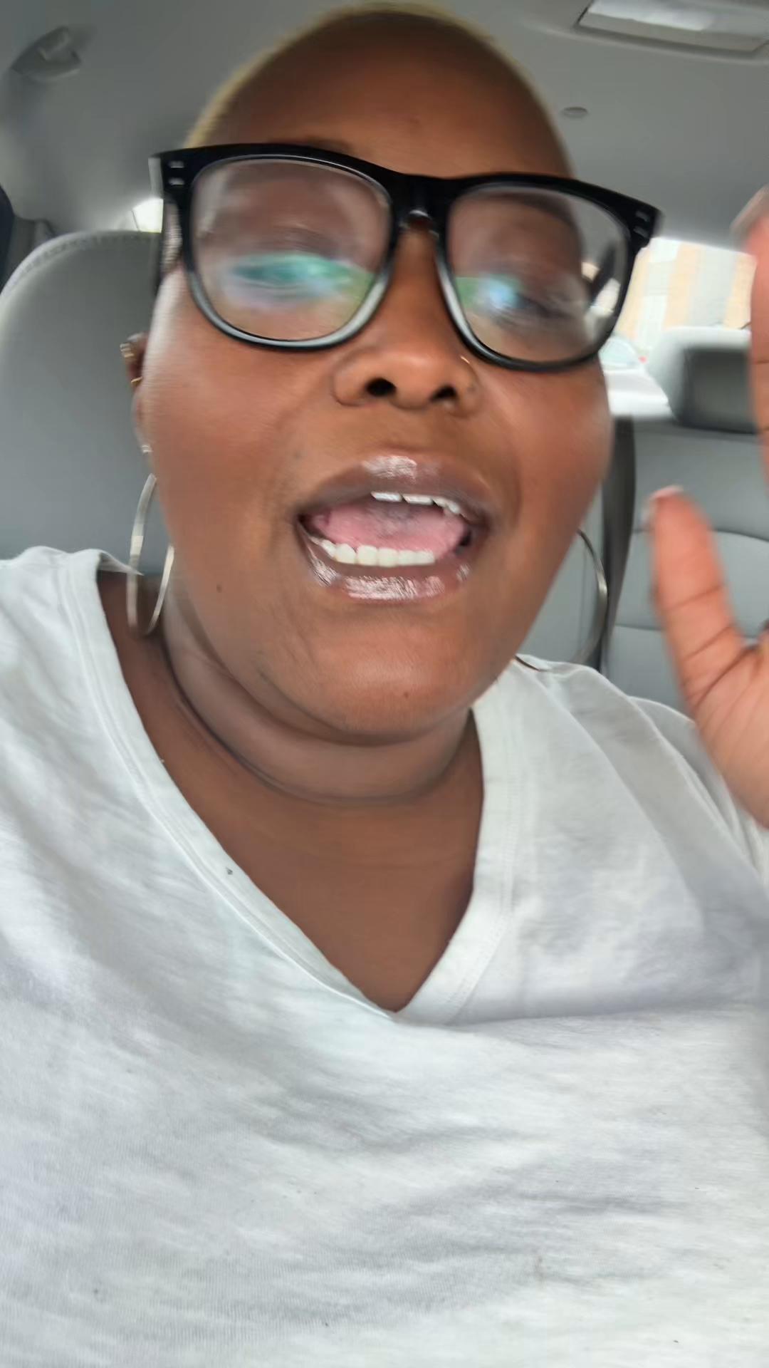 @wherebebe