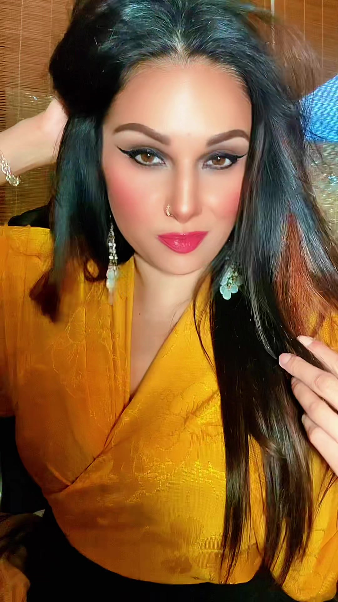 @Firozha&hearts;️