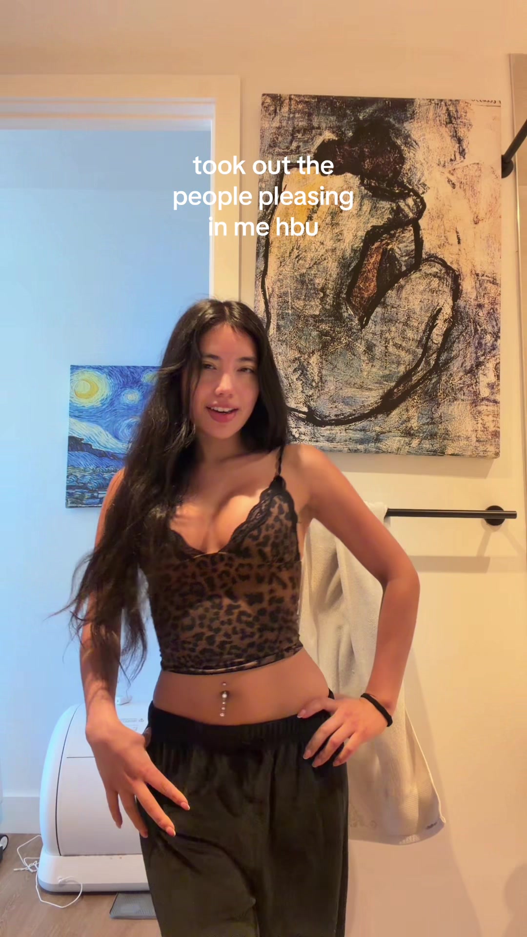 @hotgirlonurphone