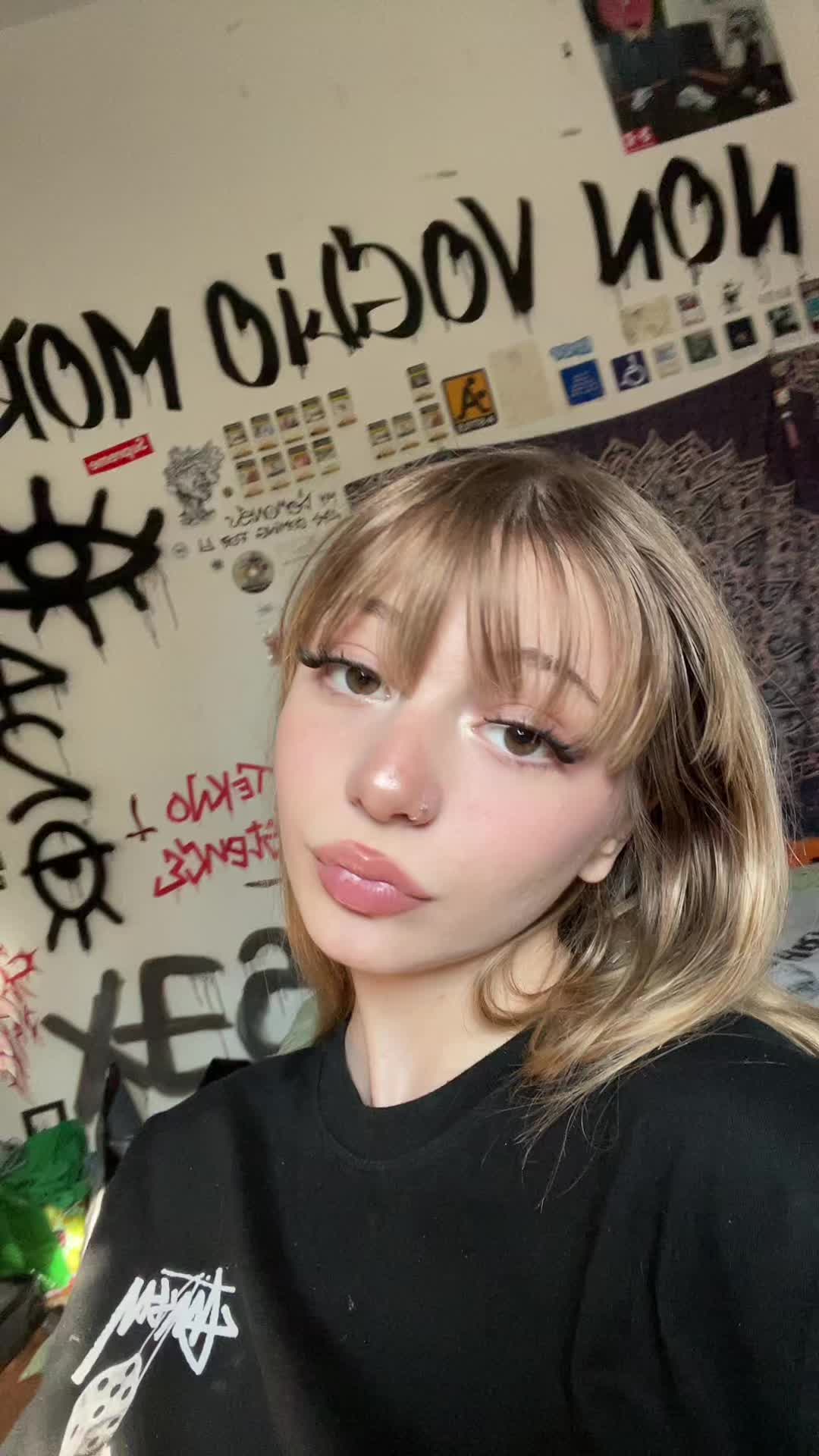 @des🕷️