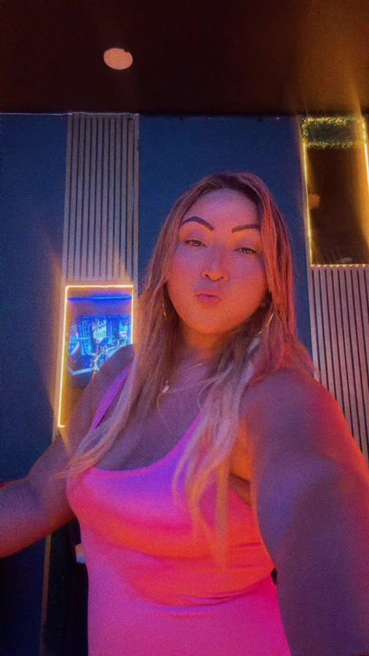 @michyybella