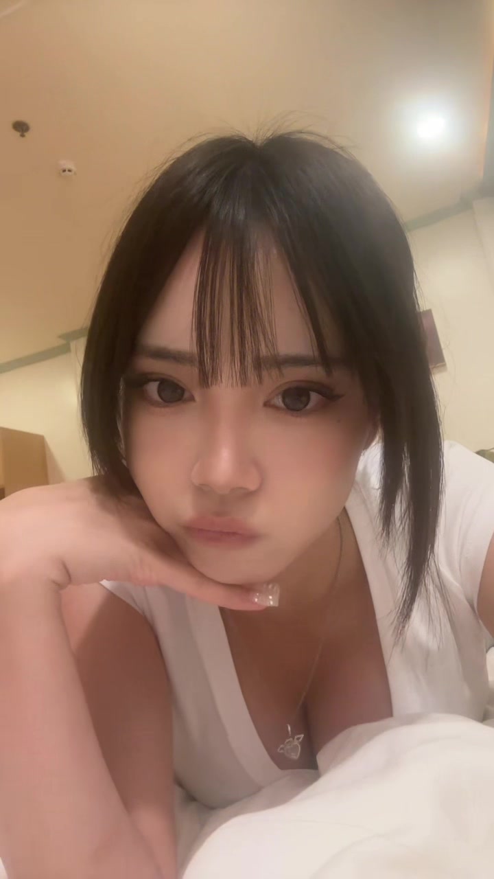 @ななみ