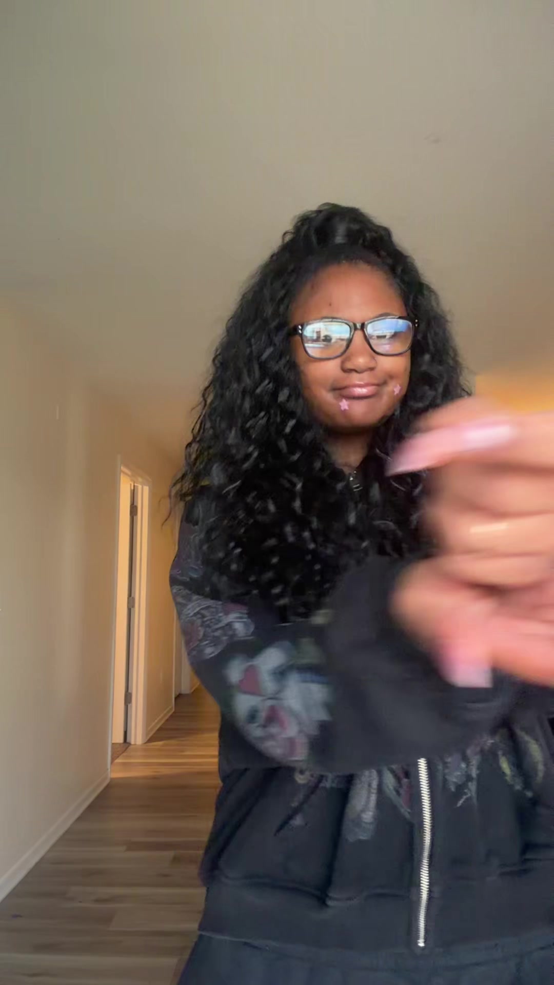 @️
